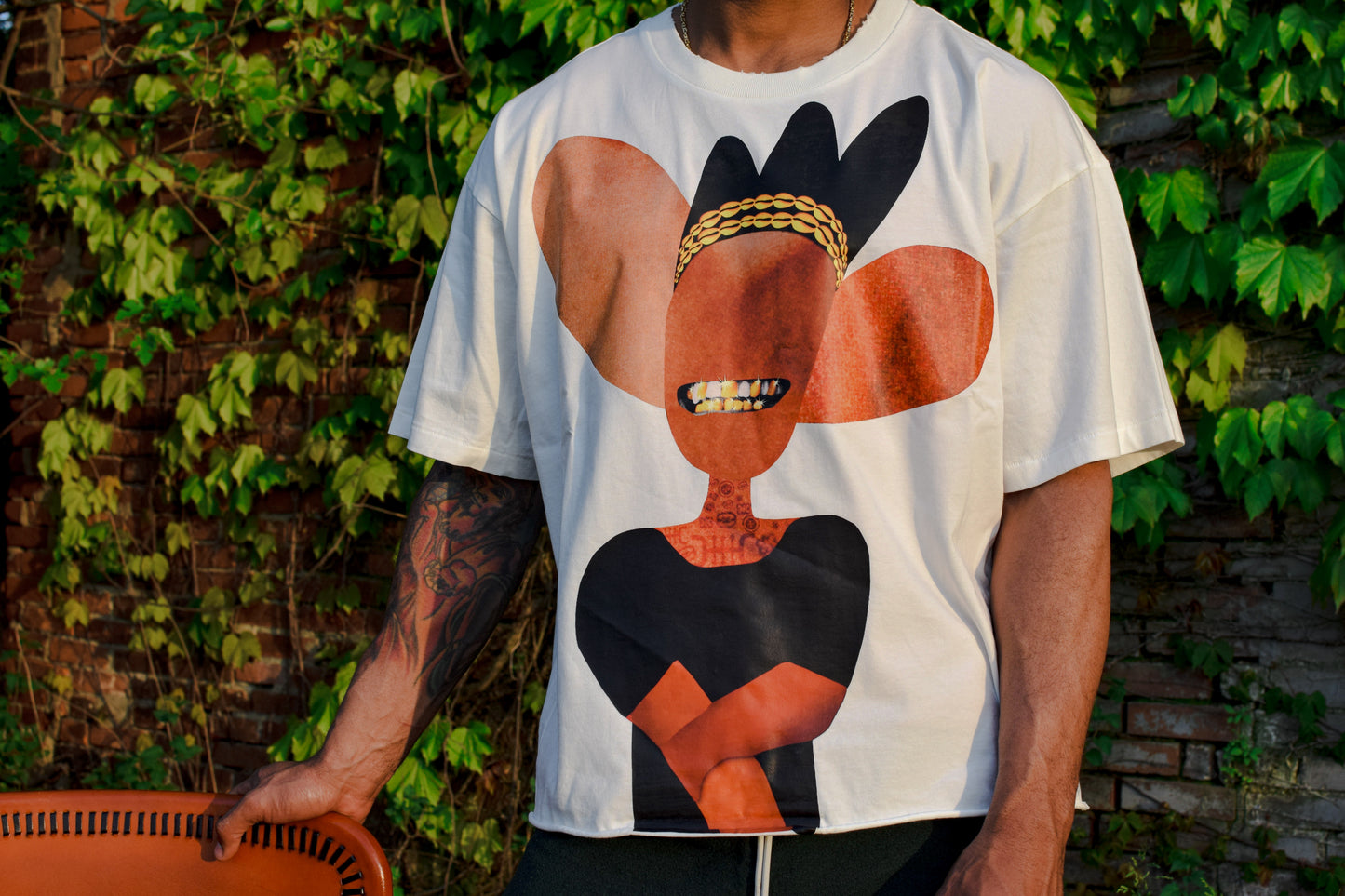 HEAR BOXY CROP TEE (WHITE)